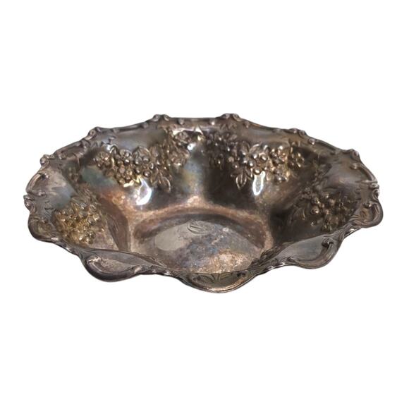 Mappin & Webb Prince's Plate Small Round Grapes Trinket Dish London Sheffield - Picture 5 of 11